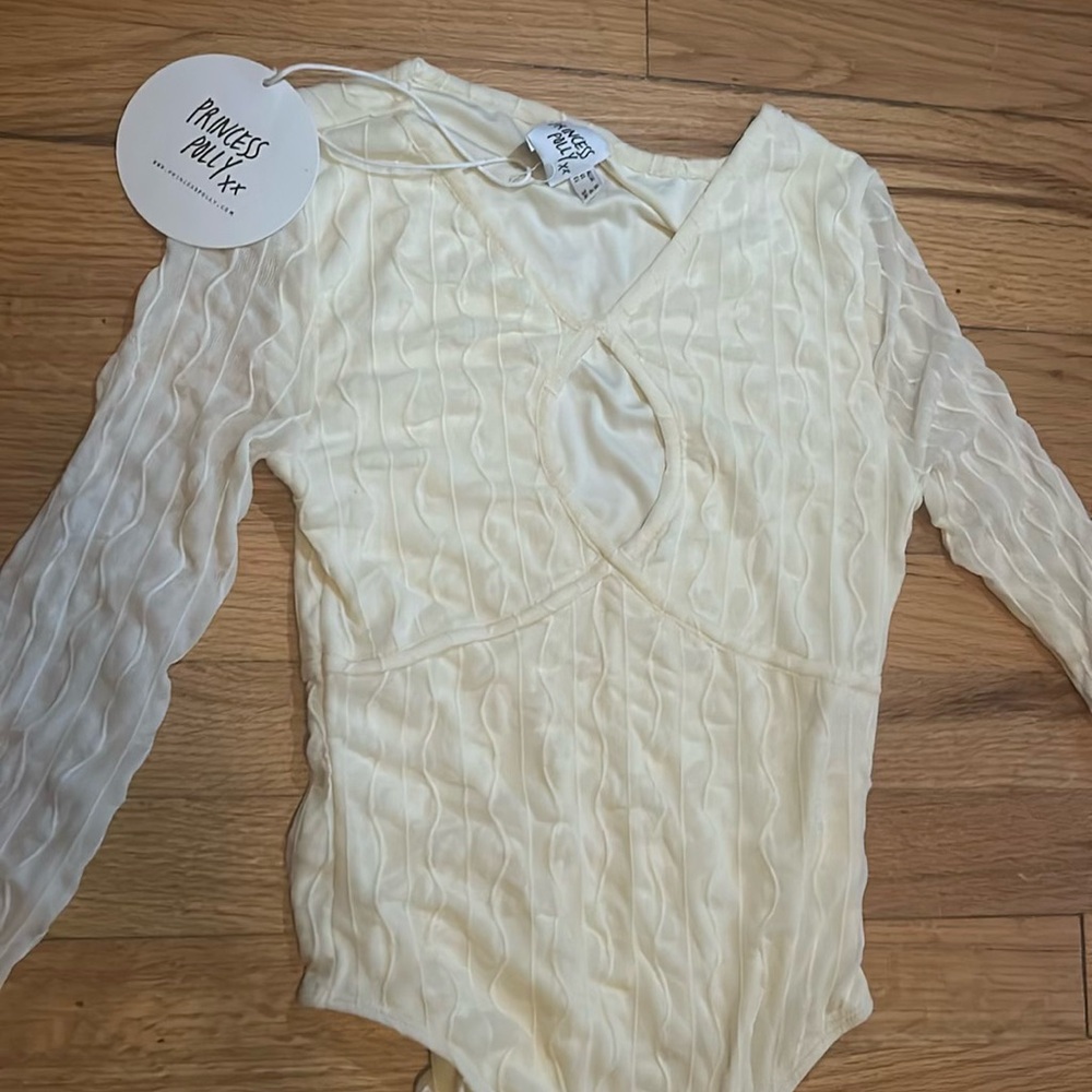 Brand new- tag still on! Princess Polly white size 4